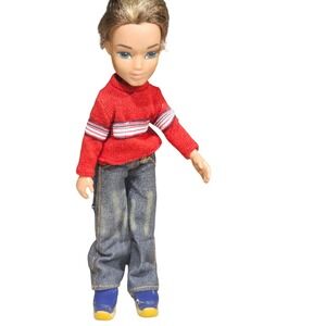 Bratz Boyz Cameron Doll 2003 MGA Entertainment Red‎ Sweater Denim Jeans Vintage